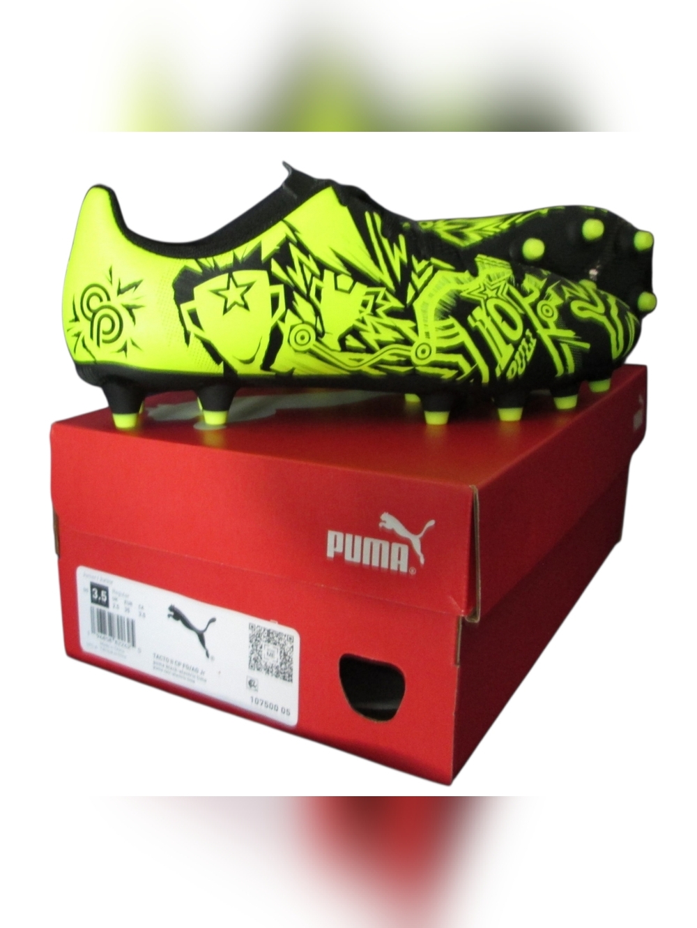 Puma kids cleats